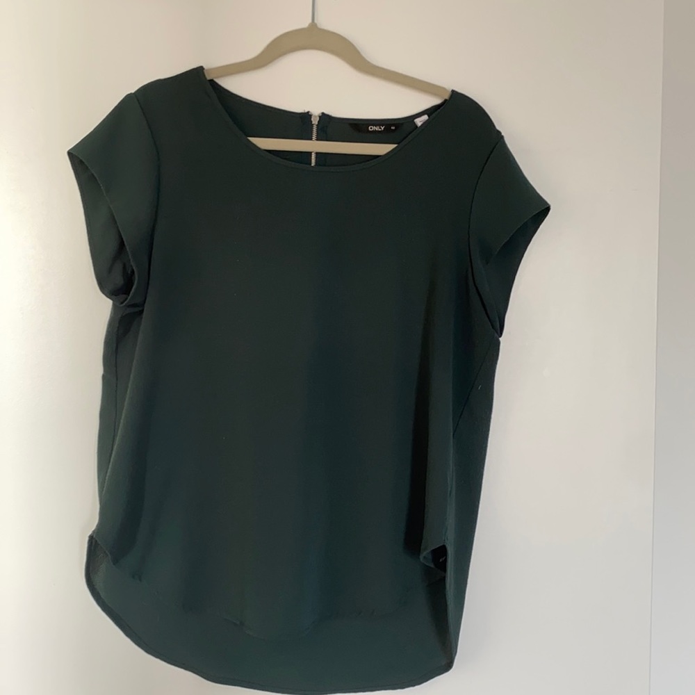 Dark green short sleeve blouse